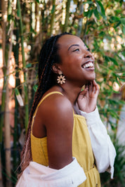 LARGE DAISY DROP EARRINGS | LEONA
