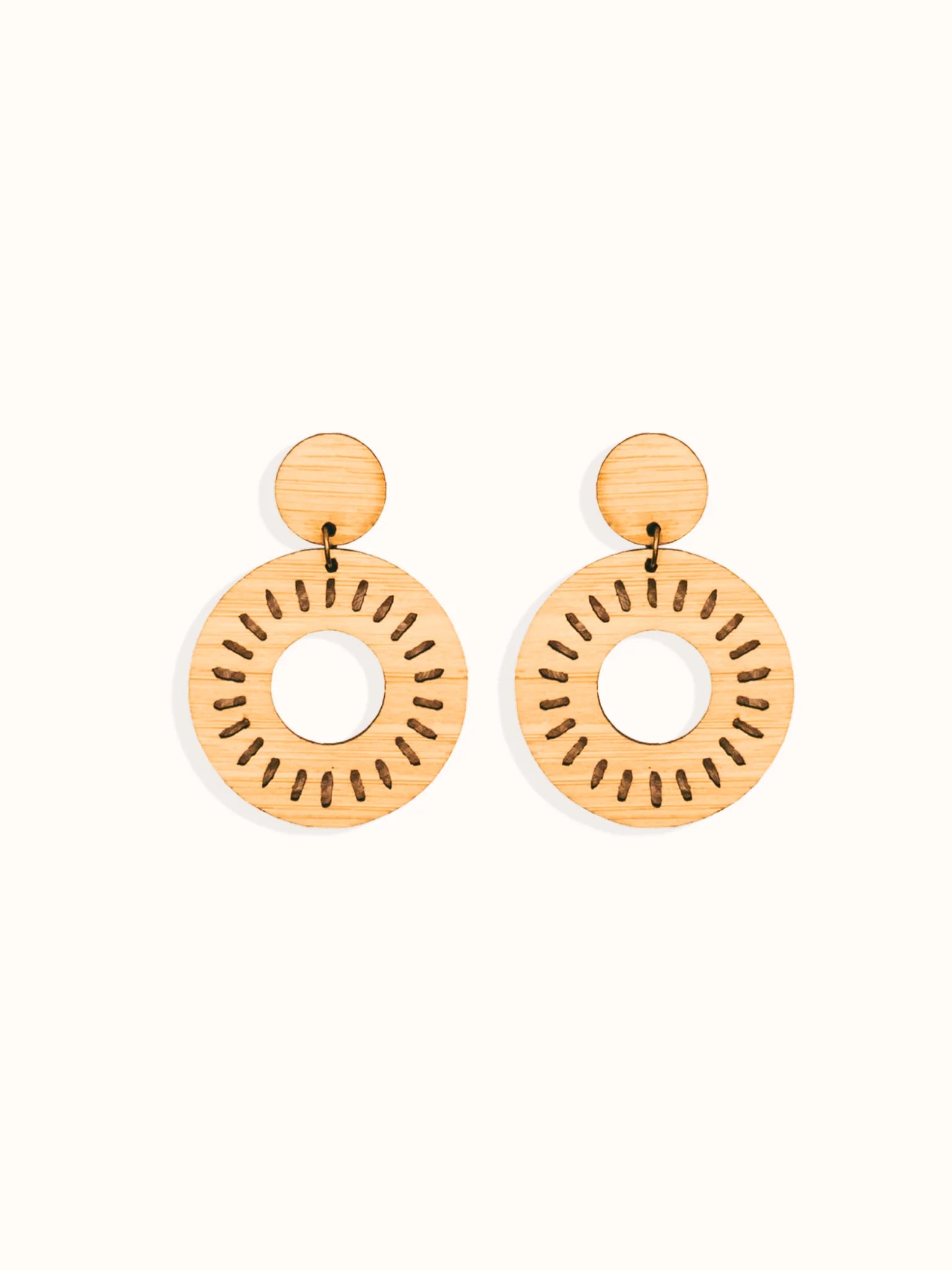 1.5" DAISY DROP EARRINGS | HOPE