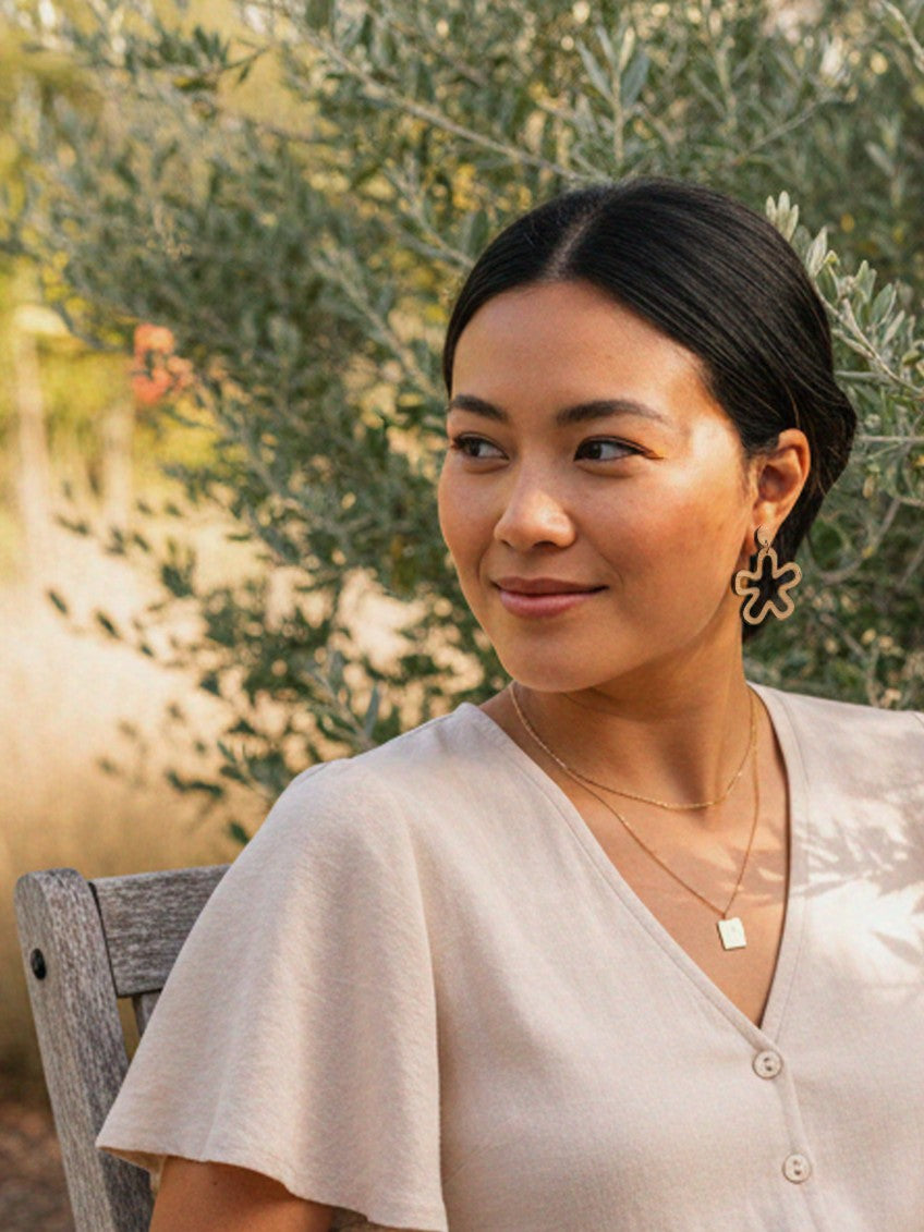 ABSTRACT DAISY DROP EARRINGS | NOOSA