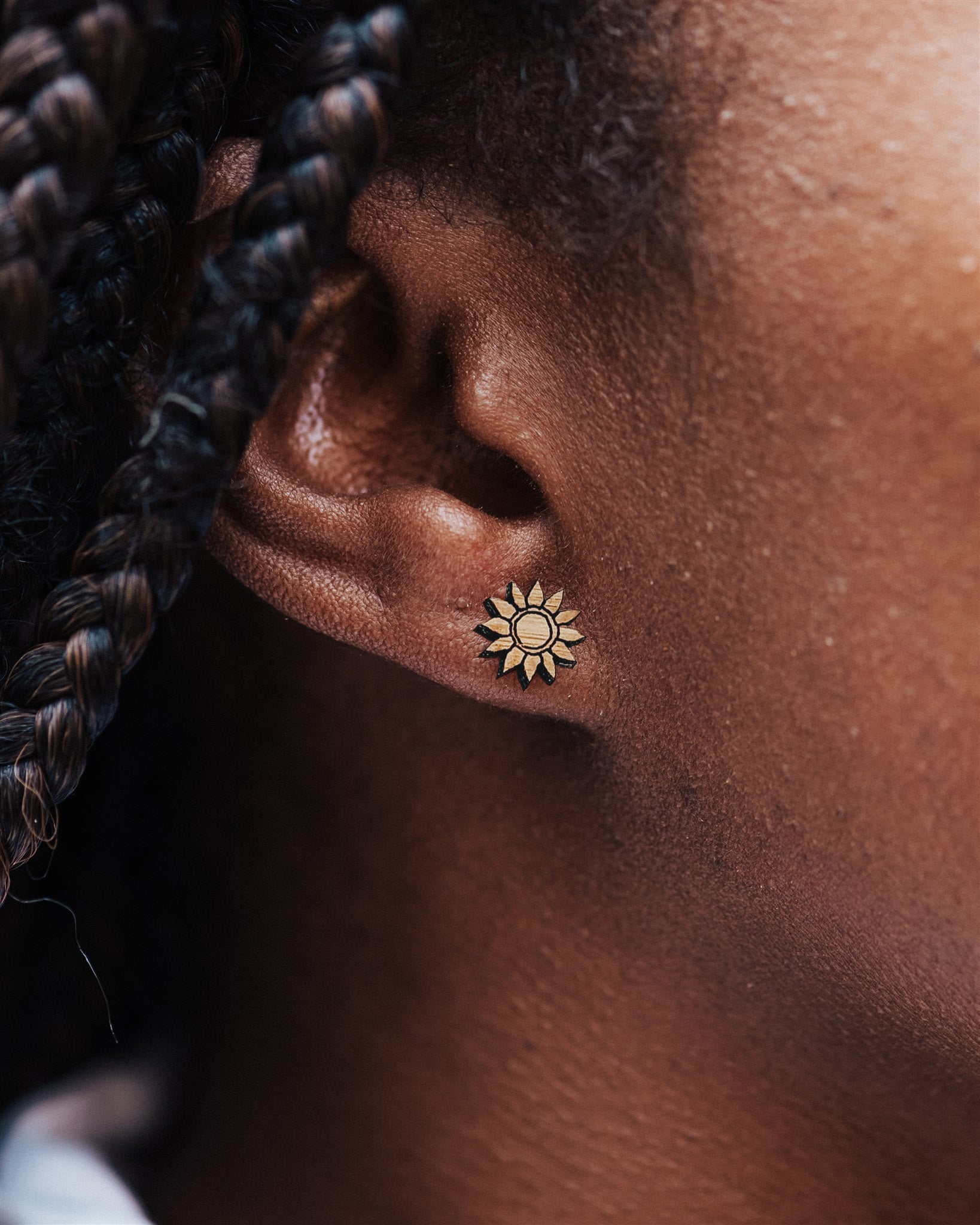 SUNFLOWER STUD EARRINGS